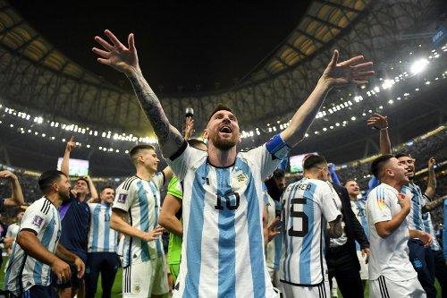 阿根廷晋级世界杯8强庆祝