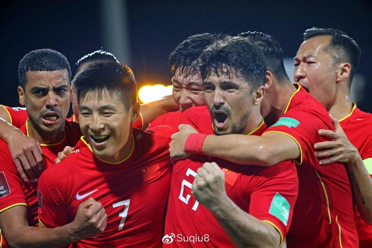 中国足球vs澳大利亚直播的相关图片